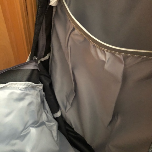 MountainSummitGear 25L DayPack - Picture 3 of 5